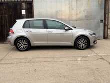 Volkswagen Golf TSI SE Nav 