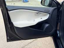 Volvo V40 D3 SE Lux Nav 