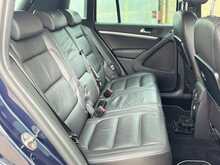 Volkswagen Tiguan TDI BlueMotion Tech R-Line Edition 