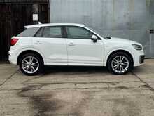 Audi Q2 TFSI S line 
