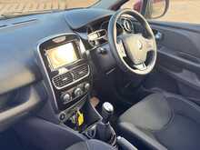 Renault Clio 1.2 16V Dynamique Nav Hatchback 5dr Petrol Manual Euro 6 (75 ps) 