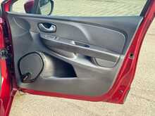 Renault Clio 1.2 16V Dynamique Nav Hatchback 5dr Petrol Manual Euro 6 (75 ps) 