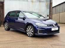 Volkswagen Golf TSI GTE Advance 