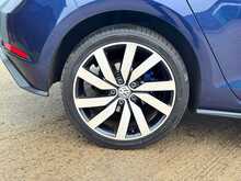 Volkswagen Golf TSI GTE Advance 