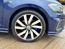 Volkswagen Golf TSI GTE Advance 