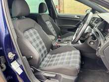 Volkswagen Golf TSI GTE Advance 