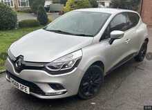 Renault Clio TCe Iconic 