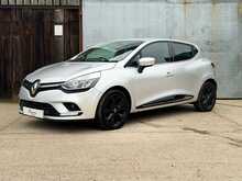 Renault Clio TCe Iconic 