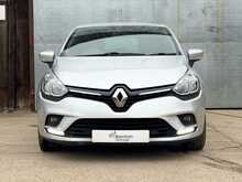 Renault Clio TCe Iconic 