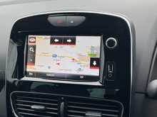Renault Clio TCe Iconic 