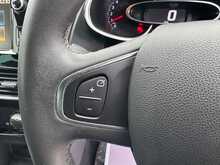Renault Clio TCe Iconic 