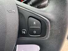 Renault Clio TCe Iconic 