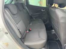 Renault Clio TCe Iconic 