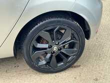 Renault Clio TCe Iconic 