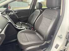 Vauxhall Astra 1.6i Excite Hatchback 5dr Petrol Manual Euro 6 (115 ps) 