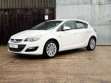 Vauxhall Astra 1.6i Excite Hatchback 5dr Petrol Manual Euro 6 (115 ps) 