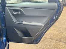 Toyota Auris VVT-i Business Edition 