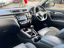 Nissan Qashqai DIG-T Tekna 