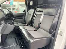 Vauxhall Vivaro Turbo D 2700 Sportive 