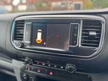 Vauxhall Vivaro Turbo D 2700 Sportive 