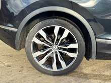 Volkswagen Tiguan 1.5 TSI EVO R-Line SUV 5dr Petrol DSG Euro 6 (s/s) (150 ps)