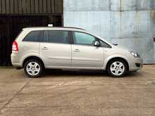Vauxhall Zafira 1.8 16V Exclusiv MPV 5dr Petrol Manual Euro 5 (140 ps)