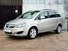 Vauxhall Zafira 1.8 16V Exclusiv MPV 5dr Petrol Manual Euro 5 (140 ps)