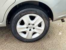 Vauxhall Zafira 1.8 16V Exclusiv MPV 5dr Petrol Manual Euro 5 (140 ps)