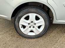 Vauxhall Zafira 1.8 16V Exclusiv MPV 5dr Petrol Manual Euro 5 (140 ps)