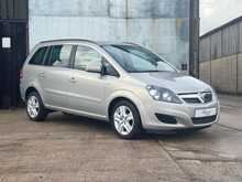 Vauxhall Zafira 1.8 16V Exclusiv MPV 5dr Petrol Manual Euro 5 (140 ps)