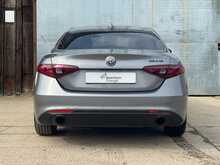 Alfa Romeo Giulia 2.0T Nero Edizione Saloon 4dr Petrol Auto Euro 6 (s/s) (200 ps)