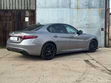 Alfa Romeo Giulia 2.0T Nero Edizione Saloon 4dr Petrol Auto Euro 6 (s/s) (200 ps)