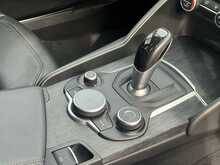 Alfa Romeo Giulia 2.0T Nero Edizione Saloon 4dr Petrol Auto Euro 6 (s/s) (200 ps)
