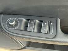 Alfa Romeo Giulia 2.0T Nero Edizione Saloon 4dr Petrol Auto Euro 6 (s/s) (200 ps)
