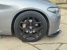 Alfa Romeo Giulia 2.0T Nero Edizione Saloon 4dr Petrol Auto Euro 6 (s/s) (200 ps)