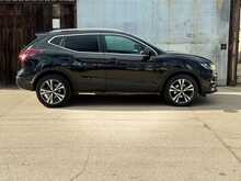 Nissan Qashqai DIG-T N-Connecta 