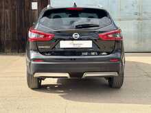 Nissan Qashqai DIG-T N-Connecta 