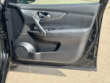 Nissan Qashqai DIG-T N-Connecta 