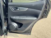 Nissan Qashqai DIG-T N-Connecta 