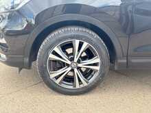 Nissan Qashqai DIG-T N-Connecta 