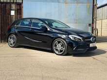 SAT NAV HEATED SEATS