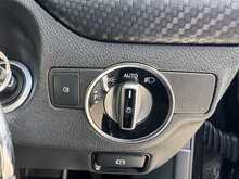 SAT NAV HEATED SEATS