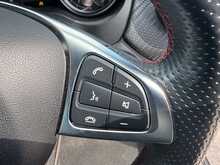 SAT NAV HEATED SEATS