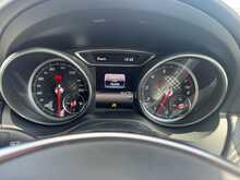 SAT NAV HEATED SEATS