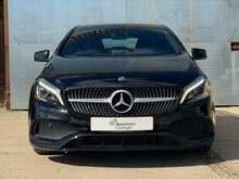 SAT NAV HEATED SEATS