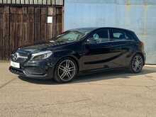 SAT NAV HEATED SEATS