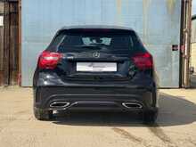 SAT NAV HEATED SEATS