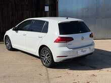Volkswagen Golf TSI SE 