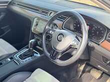 Volkswagen Passat TSI EVO GT 