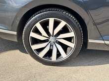 Volkswagen Passat TSI EVO GT 